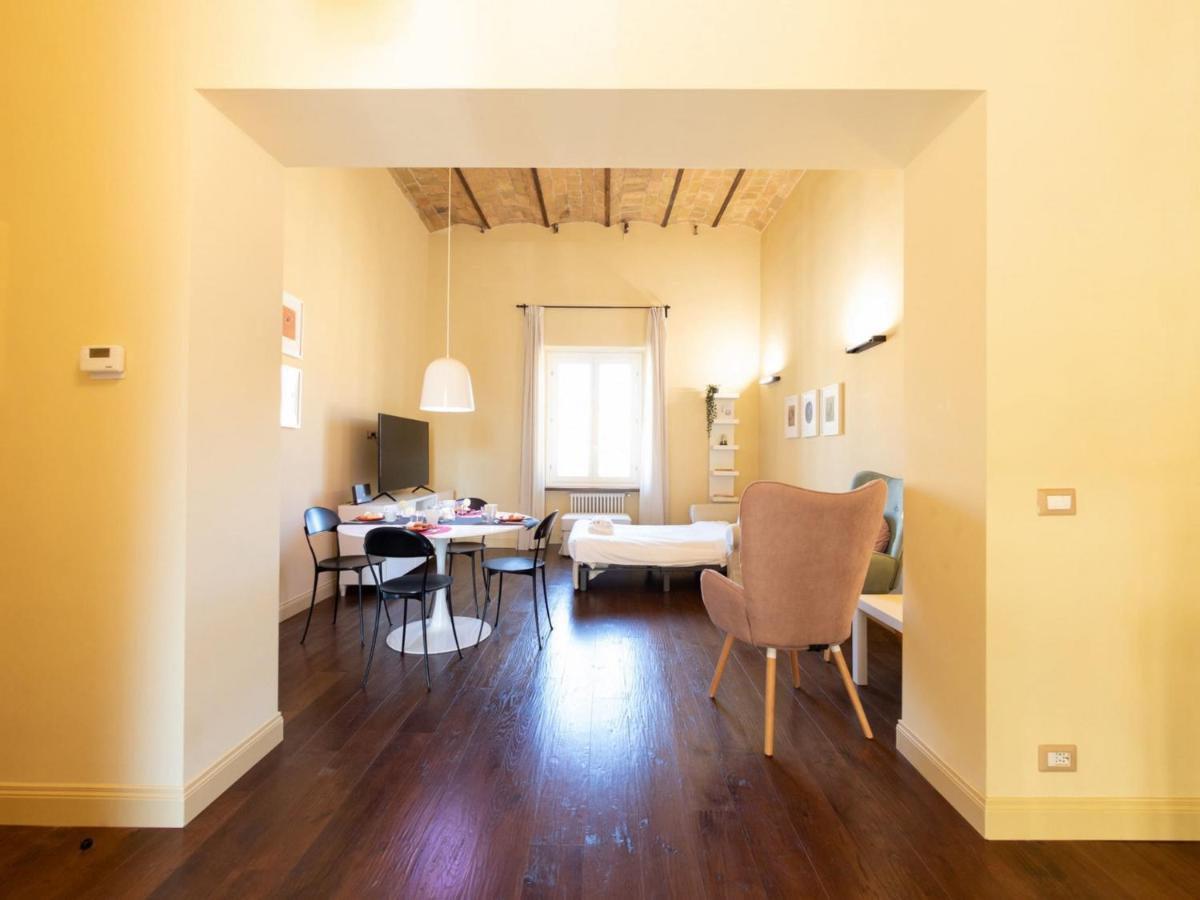 The Best Rent - Elegant Two-Bedroom Apartment Close To Saint Peter'S Basilica Rome Bagian luar foto